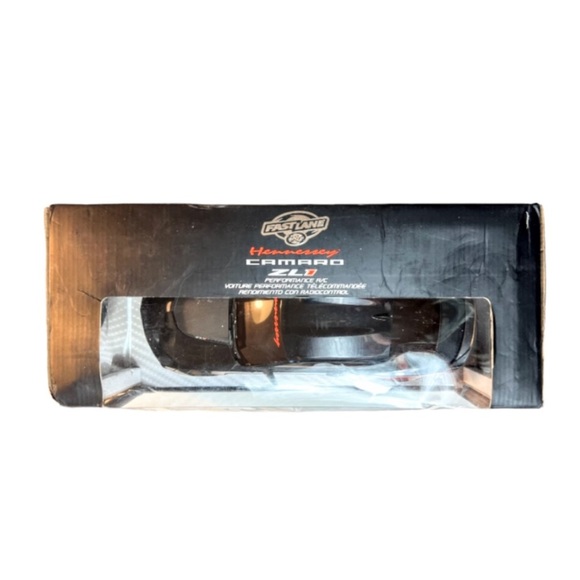 NIB Hennessey Performance Chevrolet Camaro ZL1 R/C Black w/ Red Trim 1/16 Scale - Picture 4 of 14